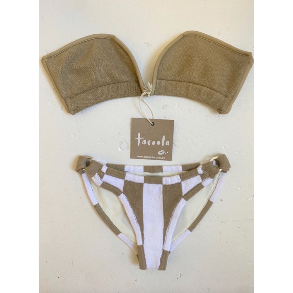 NWT Tacoola Neve and Vega Swimset sz Small